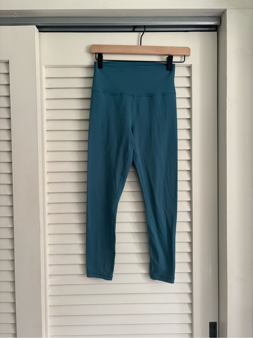 Athleta Transcend 7/8 Leggings